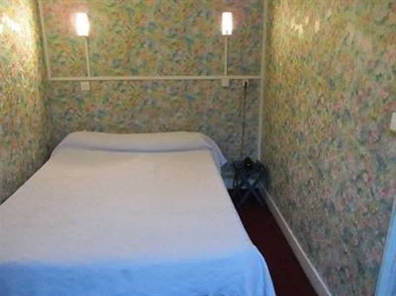 אונאי-סו-בואה Hotel De Nevers מראה חיצוני תמונה